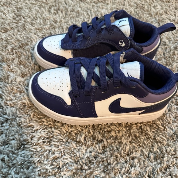 Jordan’s 1 - Picture 3 of 6